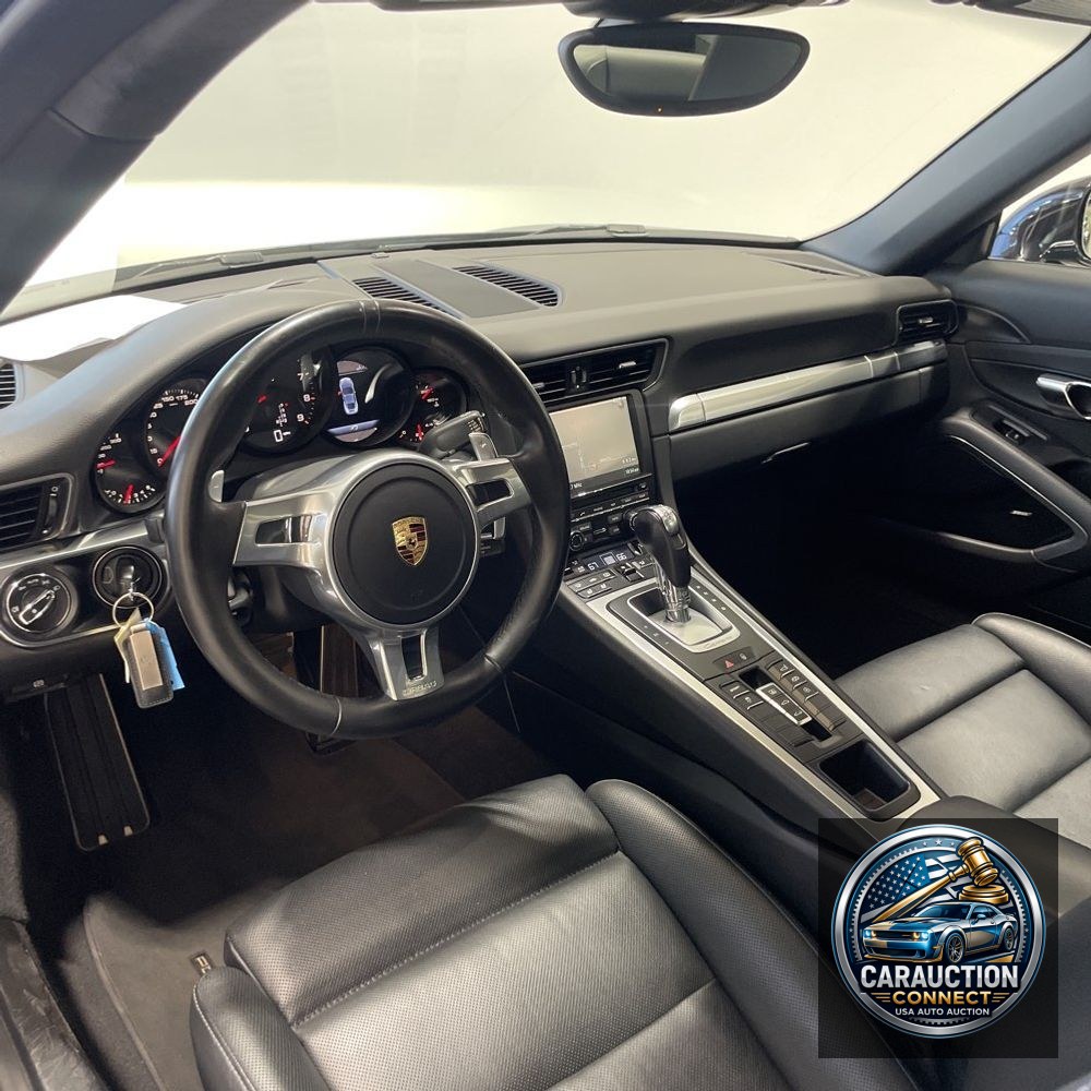 2016 Porsche 911 Carrera 4 Black Edition