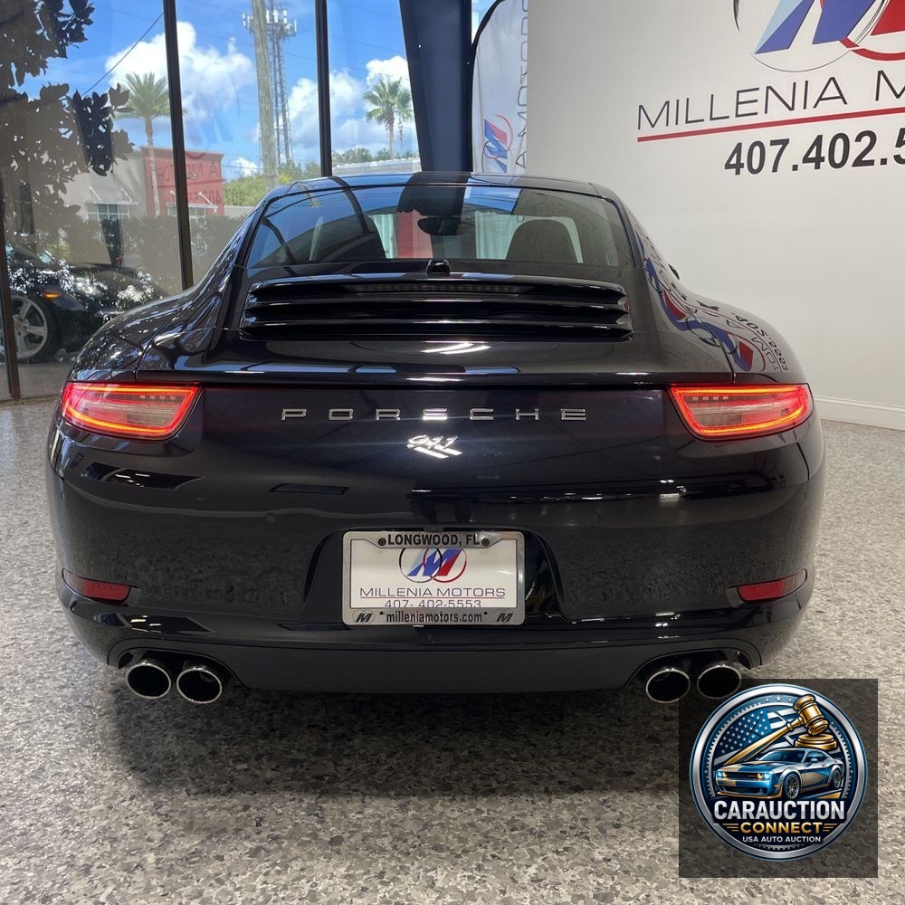 2016 Porsche 911 Carrera 4 Black Edition