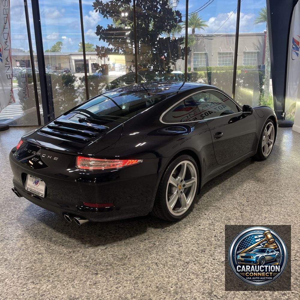 2016 Porsche 911 Carrera 4 Black Edition