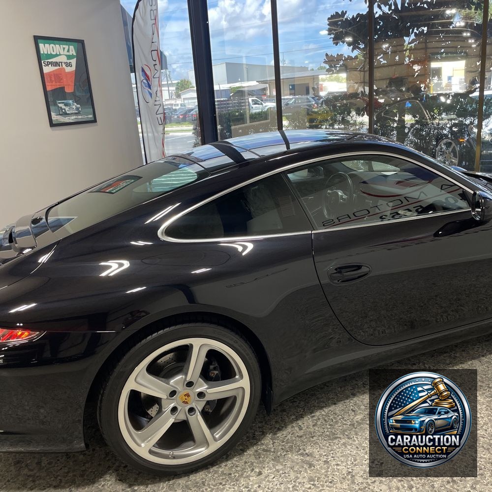 2016 Porsche 911 Carrera 4 Black Edition