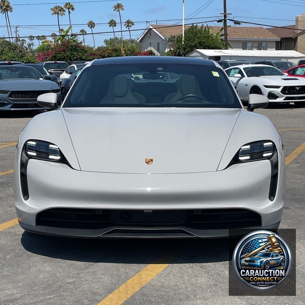 2022 Porsche Taycan Base