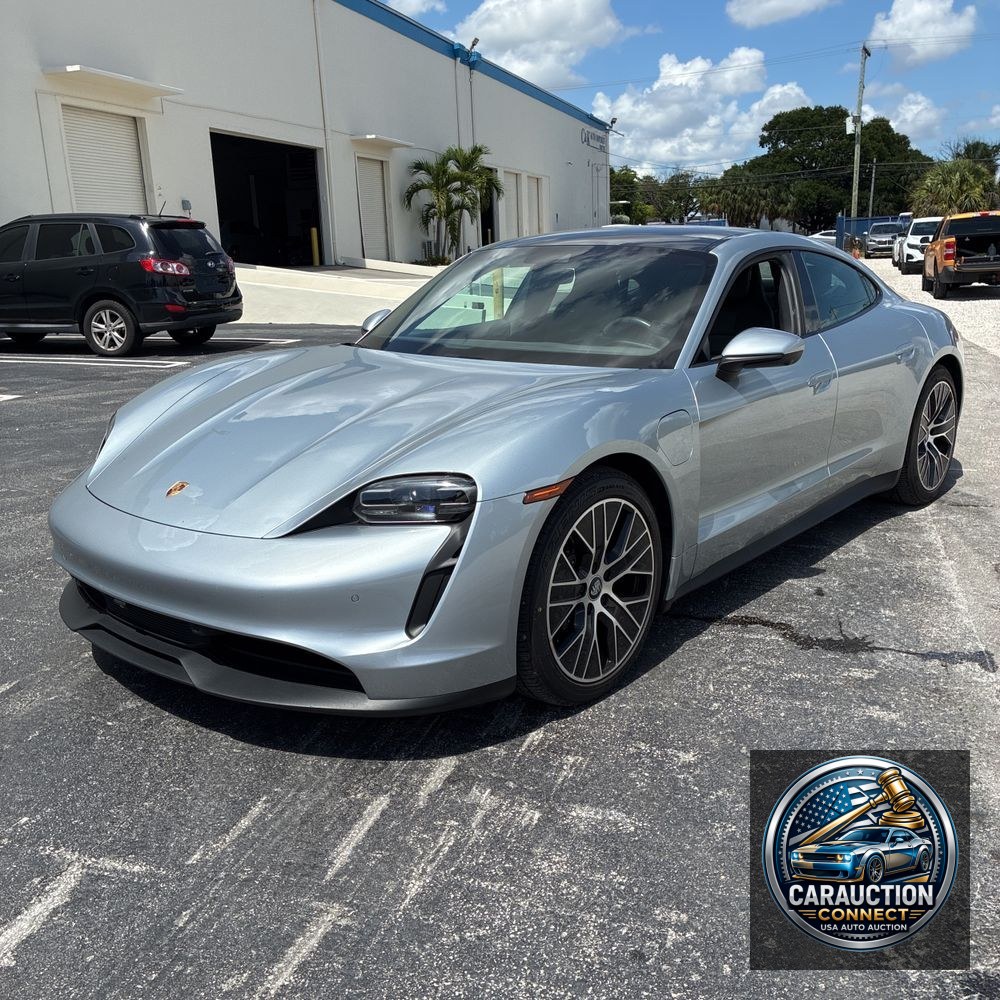2022 Porsche Taycan Base