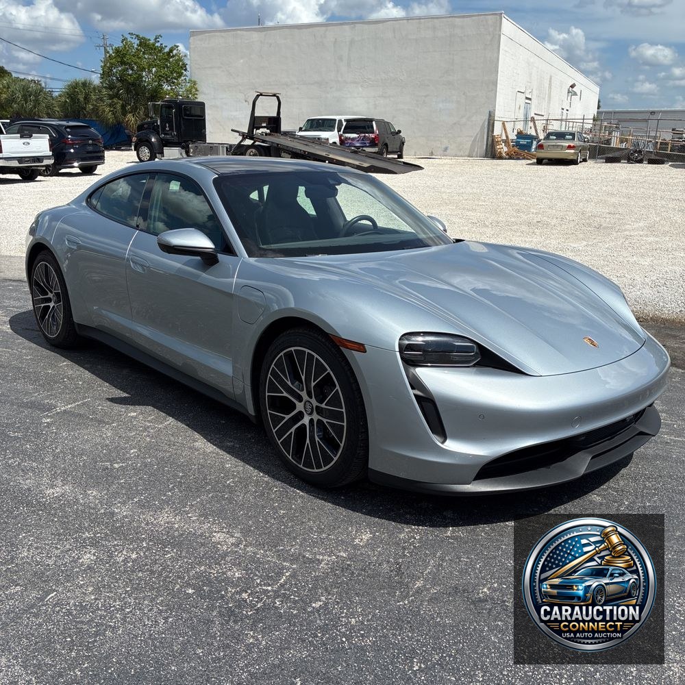 2022 Porsche Taycan Base