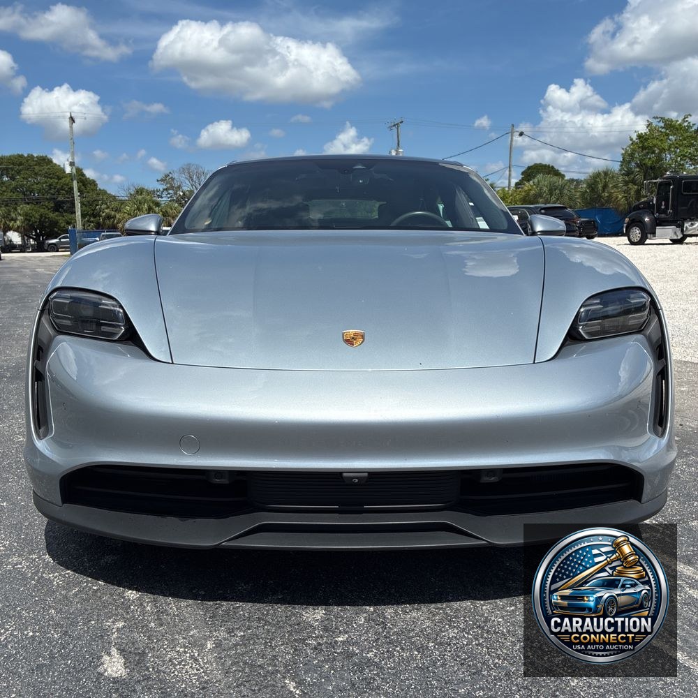 2022 Porsche Taycan Base