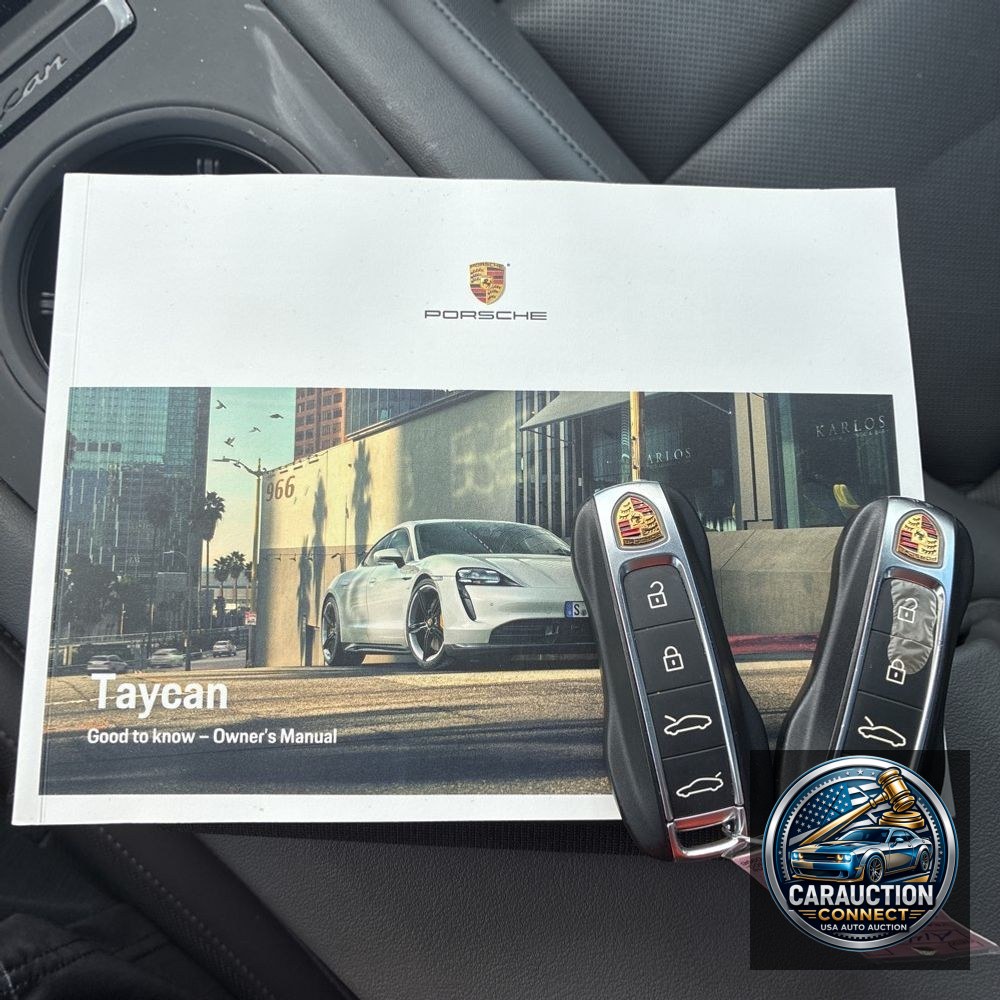 2022 Porsche Taycan Base