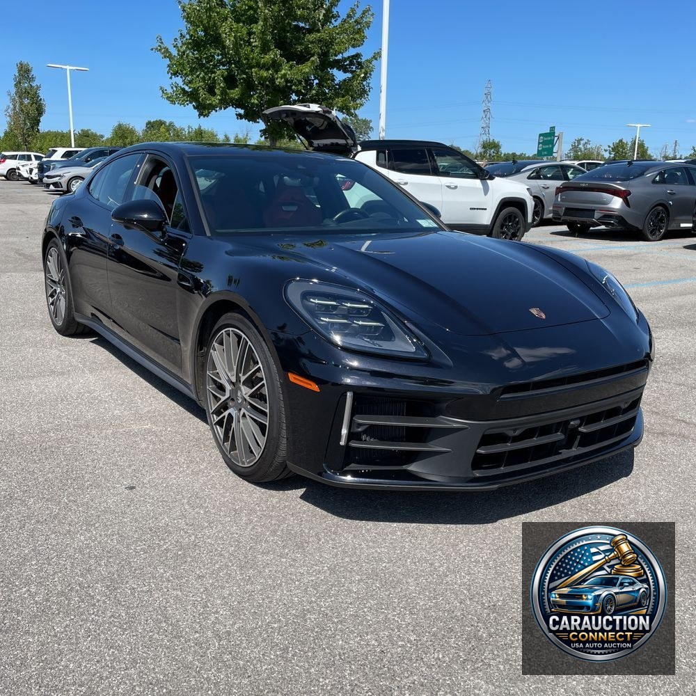 2024 Porsche Panamera Base