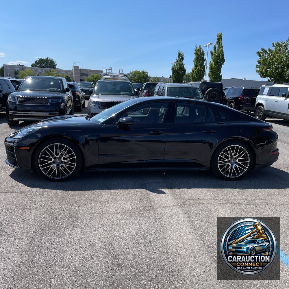 2024 Porsche Panamera Base