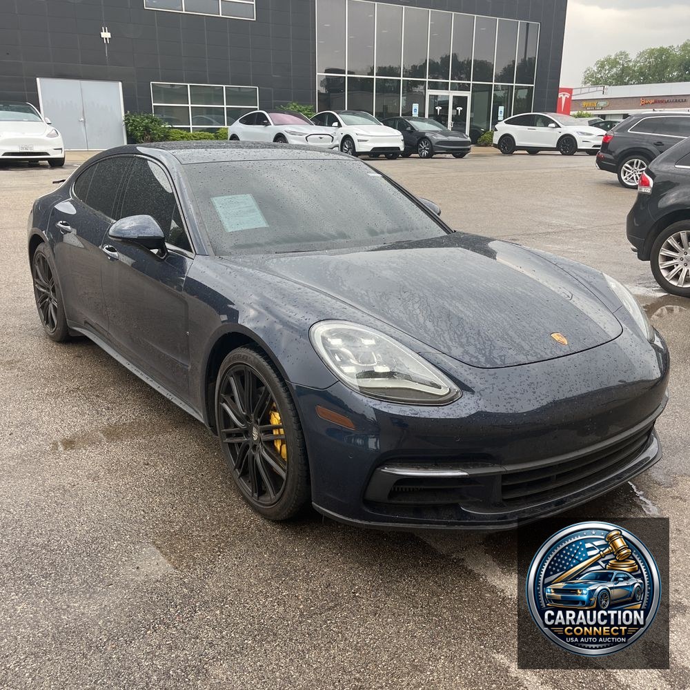 2018 Porsche Panamera 4S