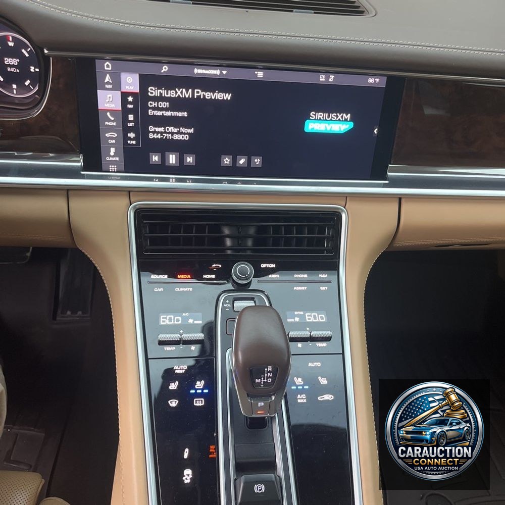 2018 Porsche Panamera 4S