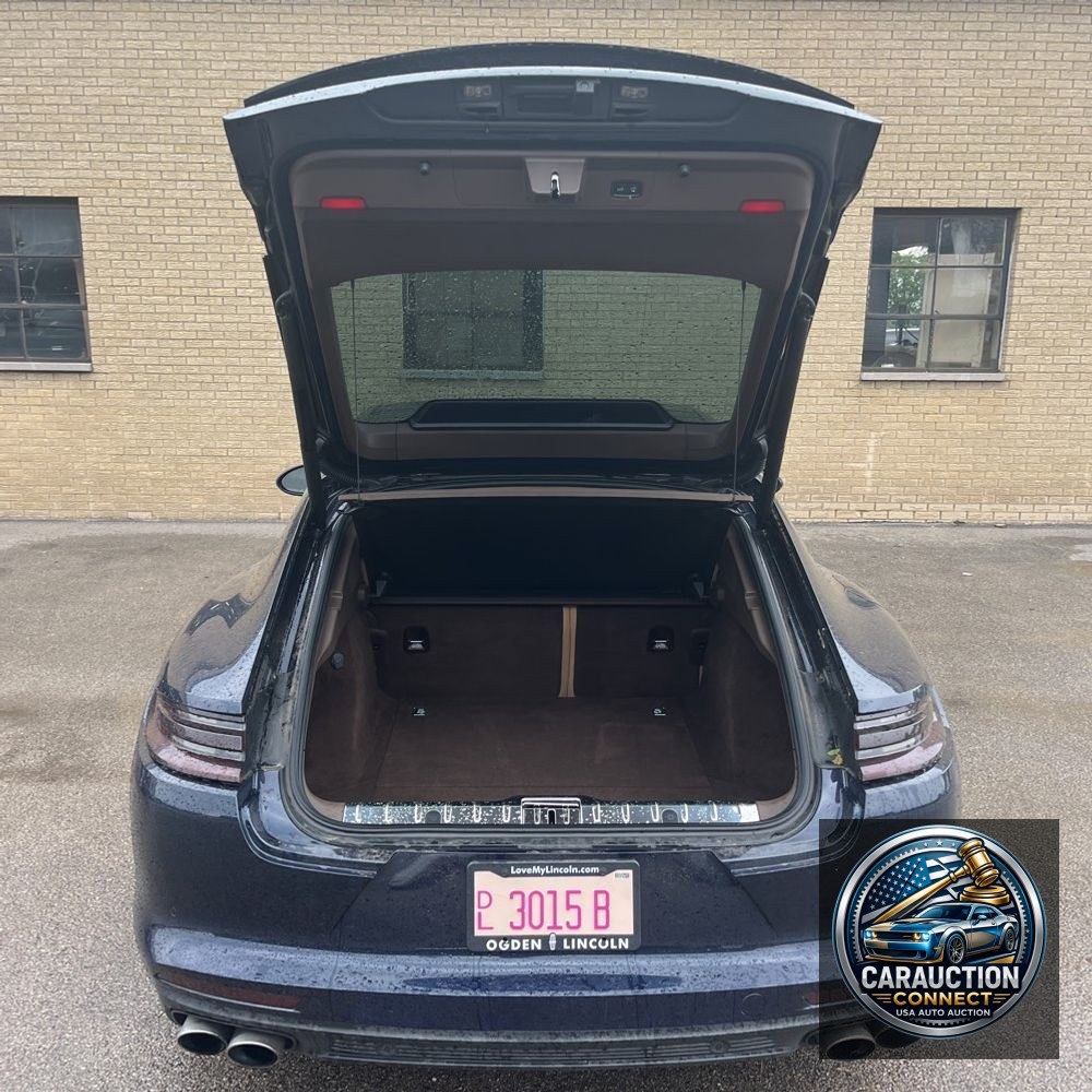 2018 Porsche Panamera 4S