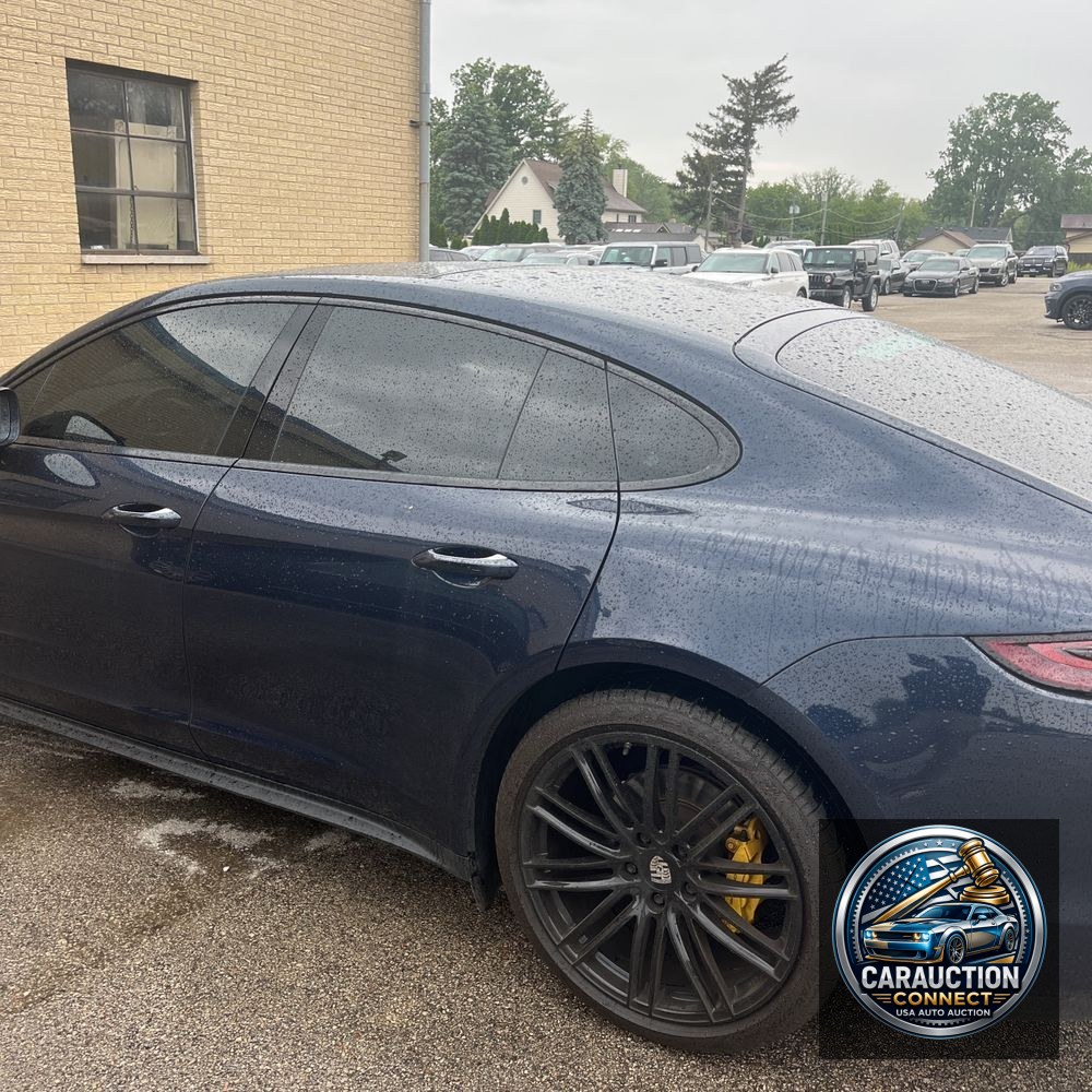 2018 Porsche Panamera 4S