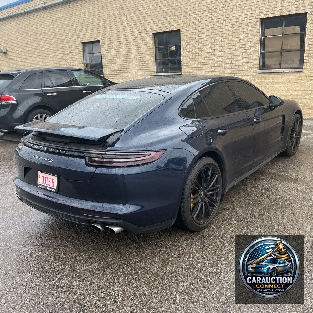 2018 Porsche Panamera 4S