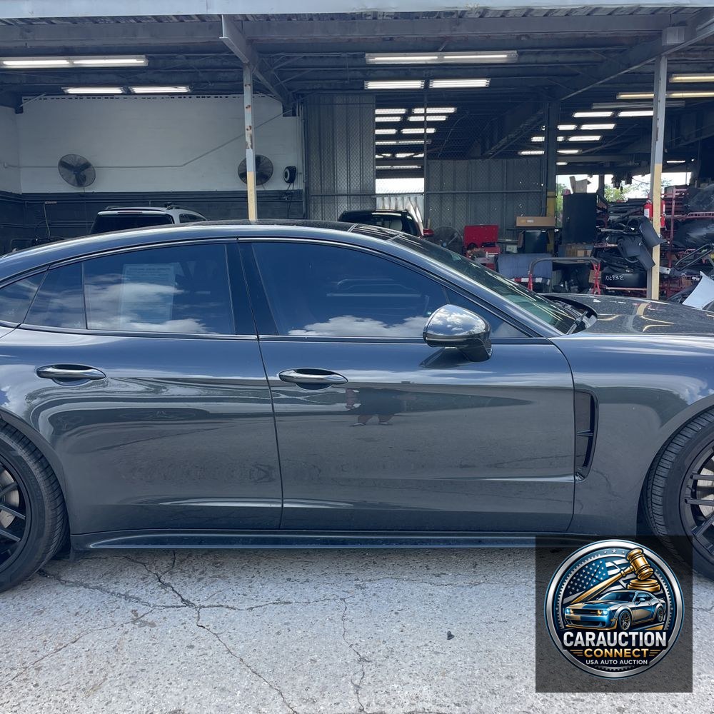 2018 Porsche Panamera 4S