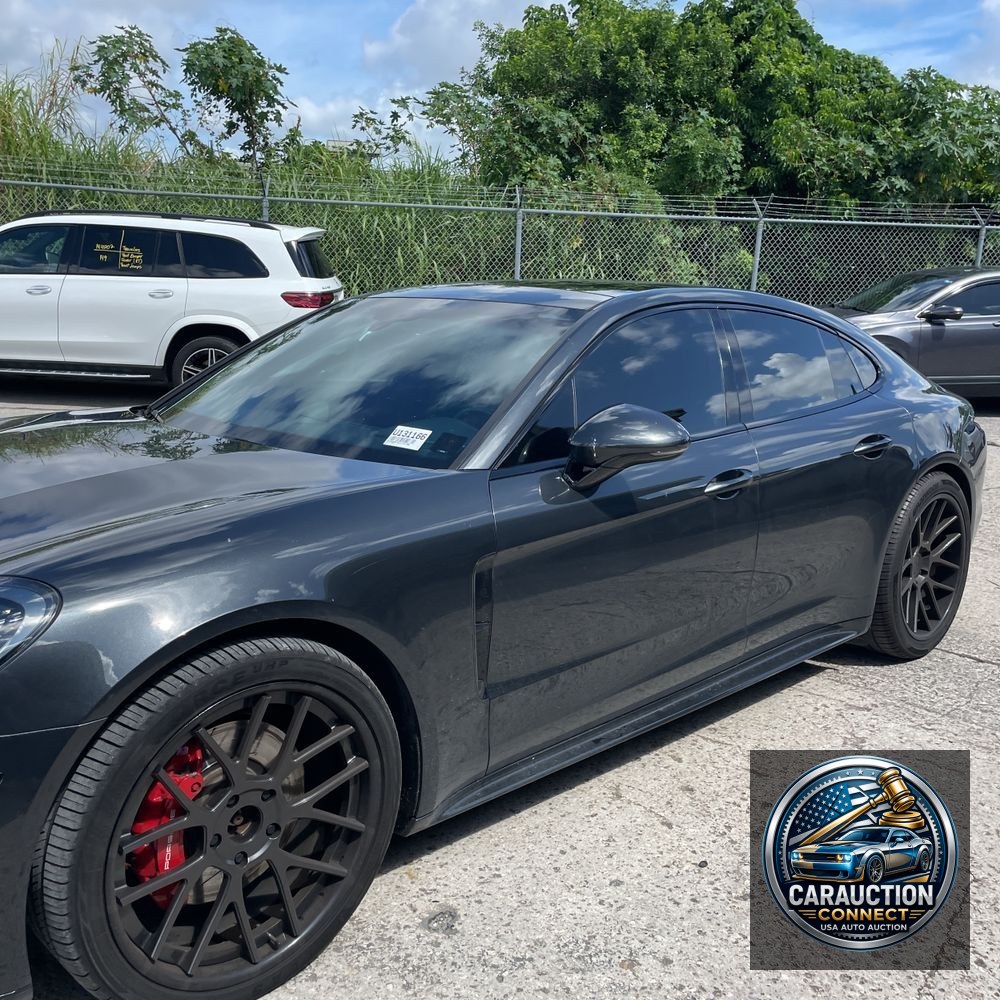 2018 Porsche Panamera 4S