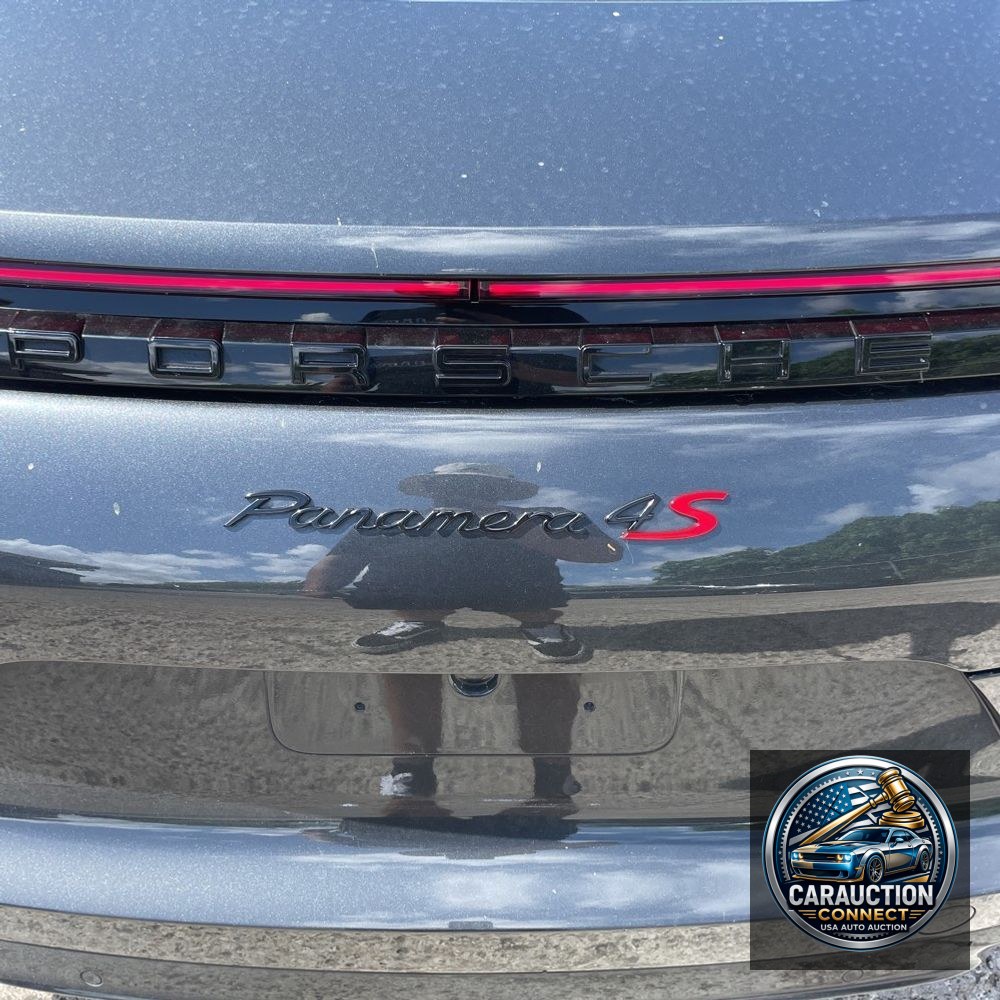 2018 Porsche Panamera 4S