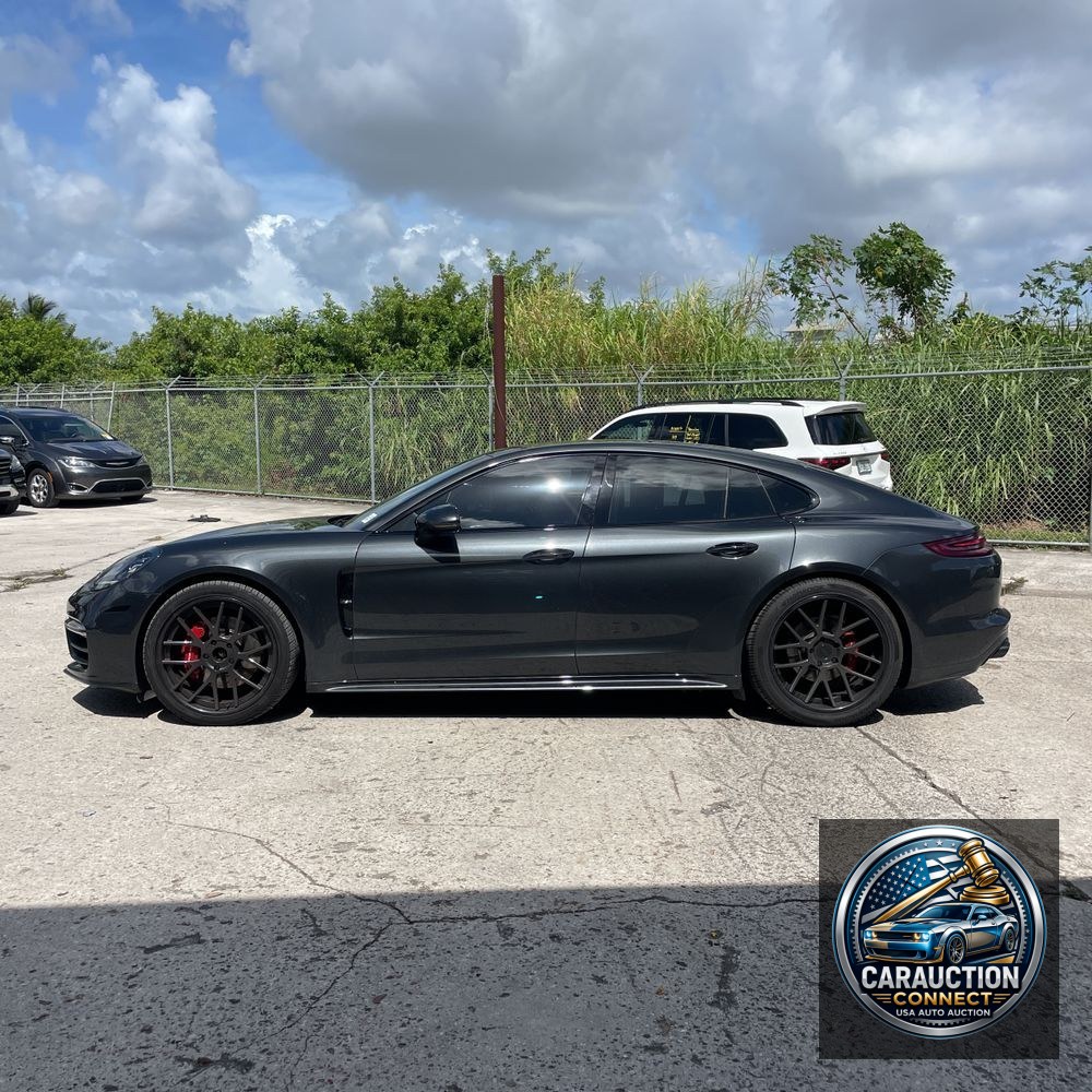 2018 Porsche Panamera 4S