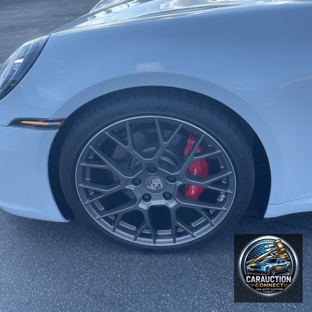 2020 Porsche 911 Carrera 4S