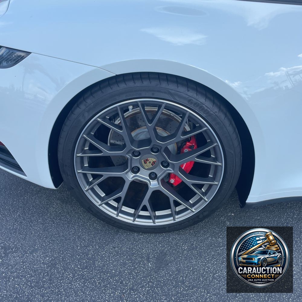2020 Porsche 911 Carrera 4S