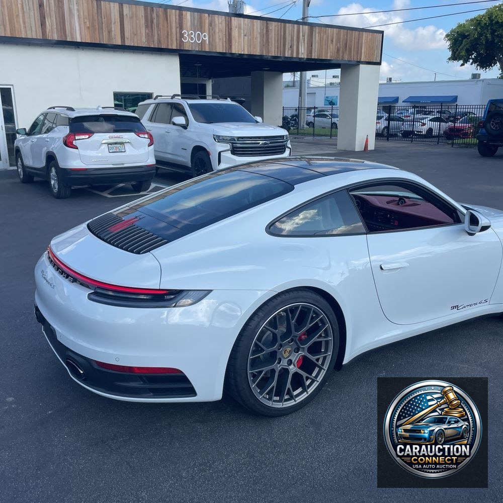 2020 Porsche 911 Carrera 4S