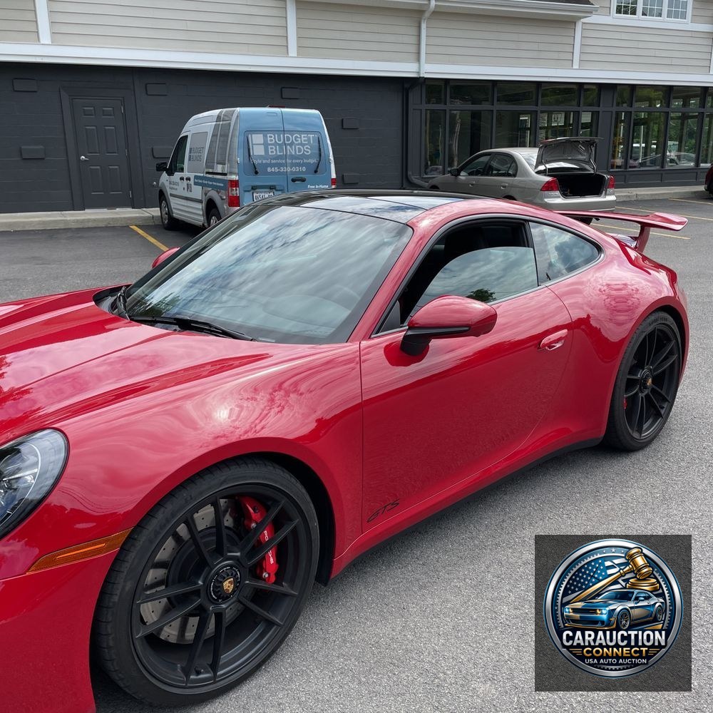 2022 Porsche 911 Carrera 4 GTS