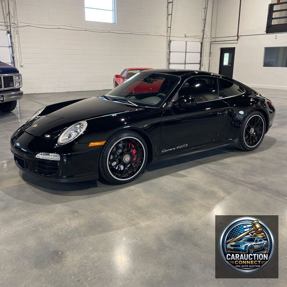 2012 Porsche 911 Carrera 4 GTS