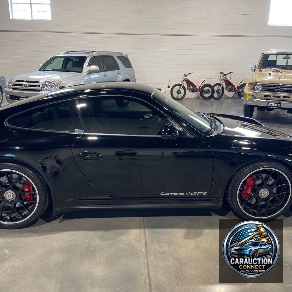 2012 Porsche 911 Carrera 4 GTS