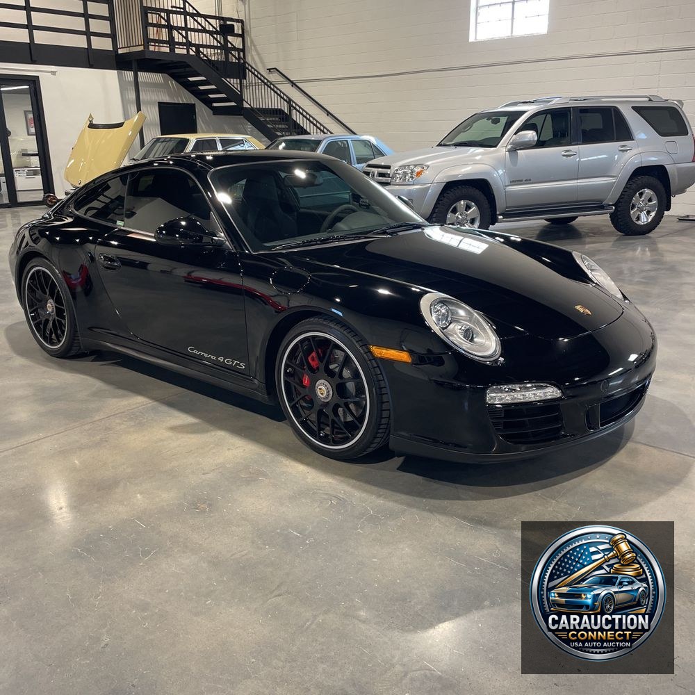 2012 Porsche 911 Carrera 4 GTS