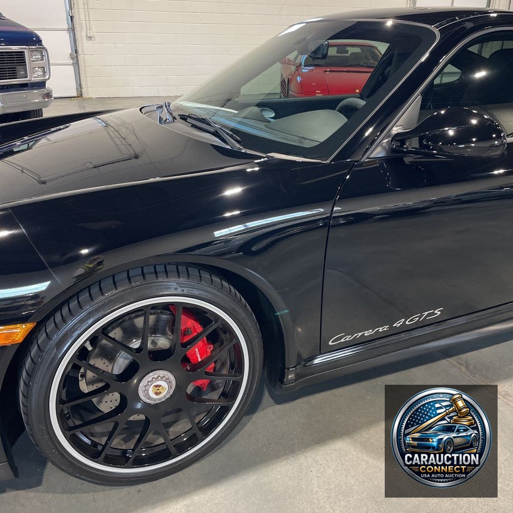 2012 Porsche 911 Carrera 4 GTS