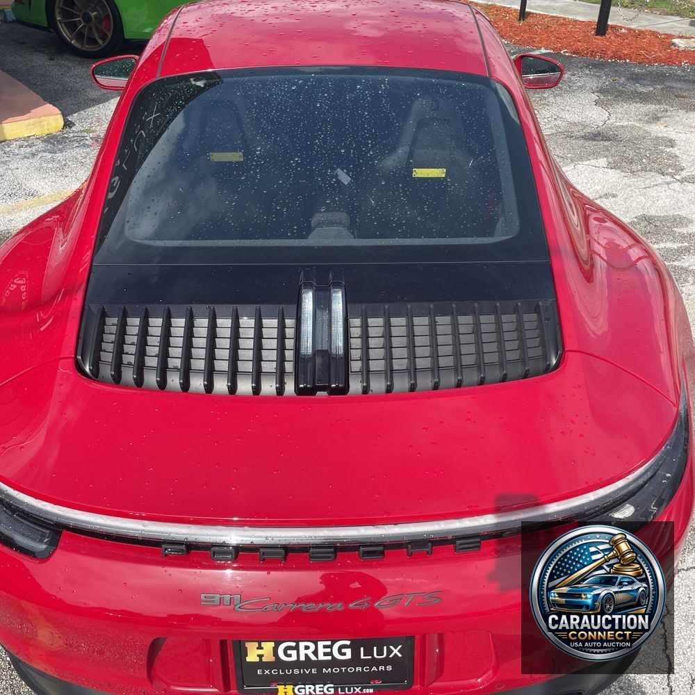 2023 Porsche 911 Carrera 4 GTS
