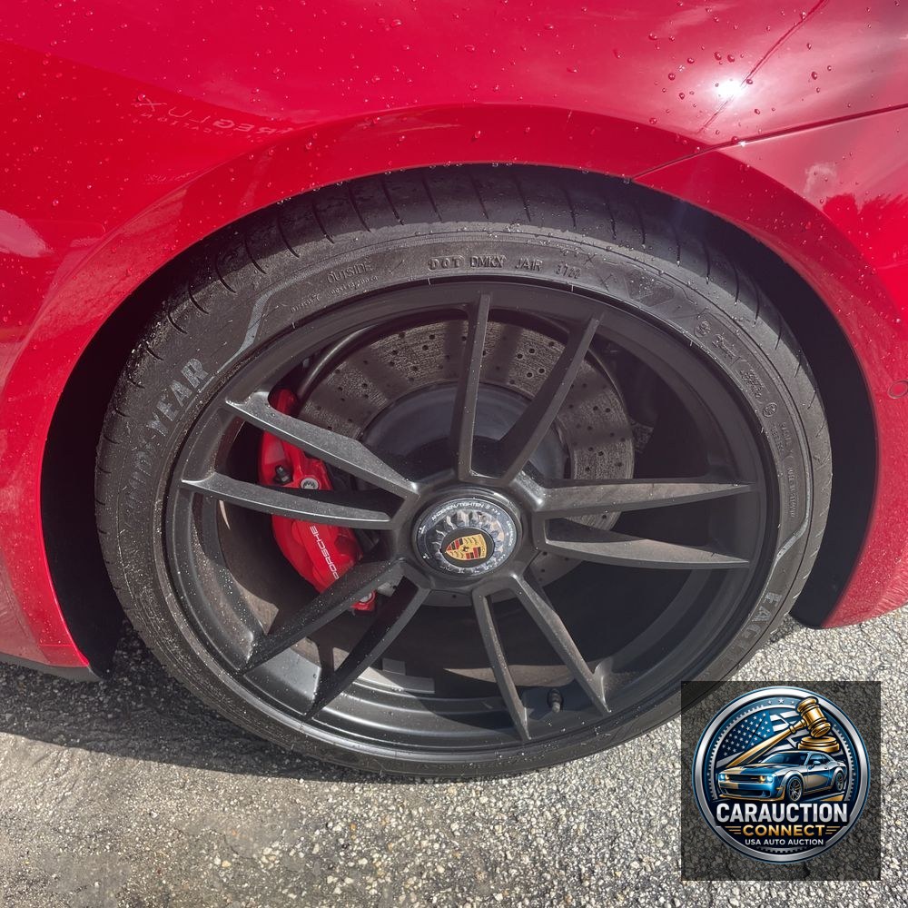 2023 Porsche 911 Carrera 4 GTS