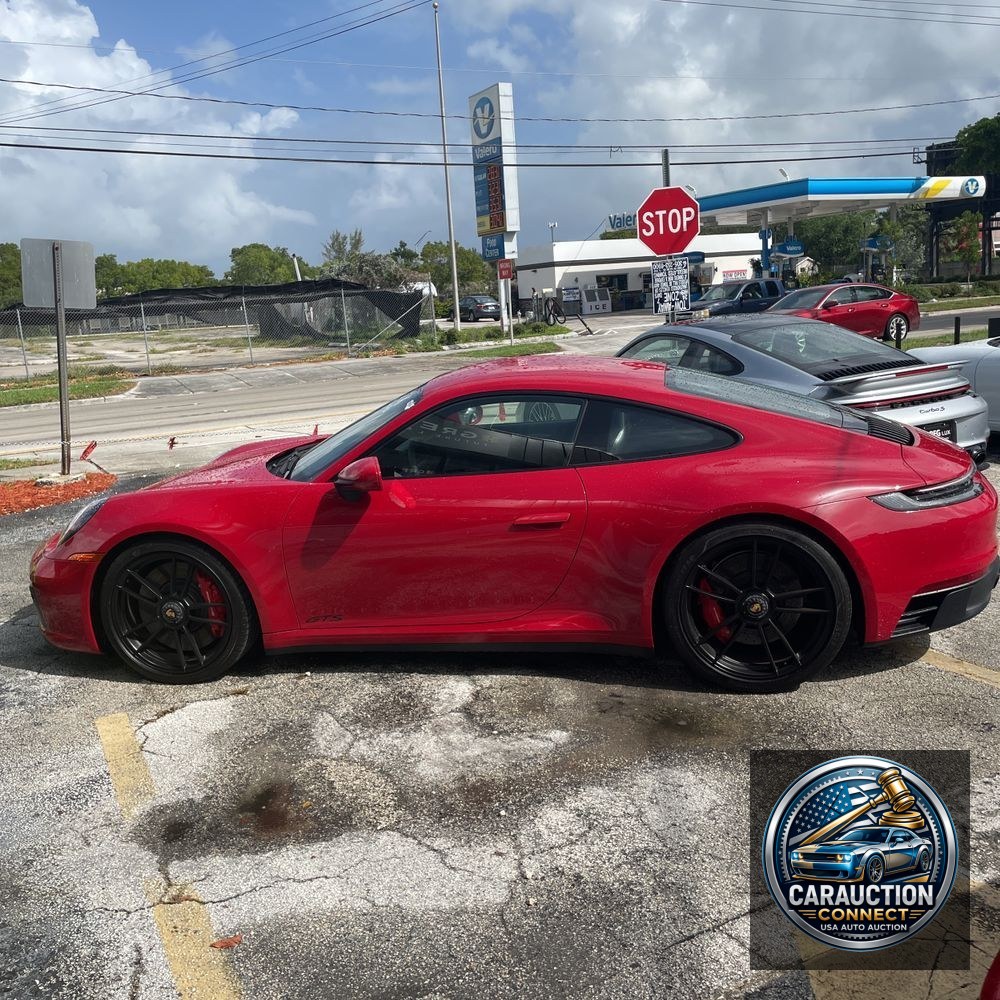 2023 Porsche 911 Carrera 4 GTS