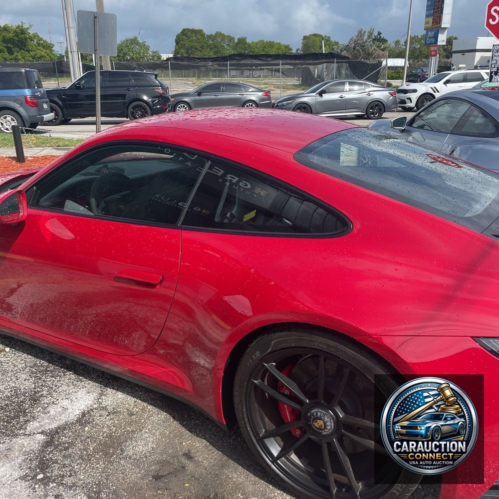 2023 Porsche 911 Carrera 4 GTS