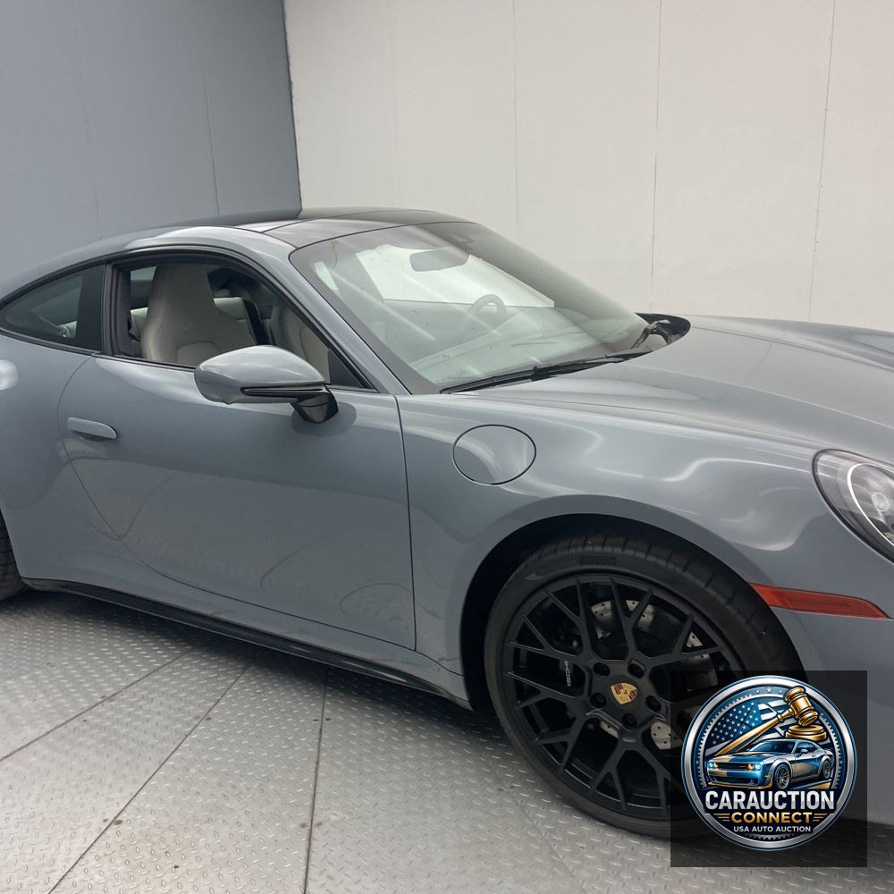 2024 Porsche 911 Carrera 4S