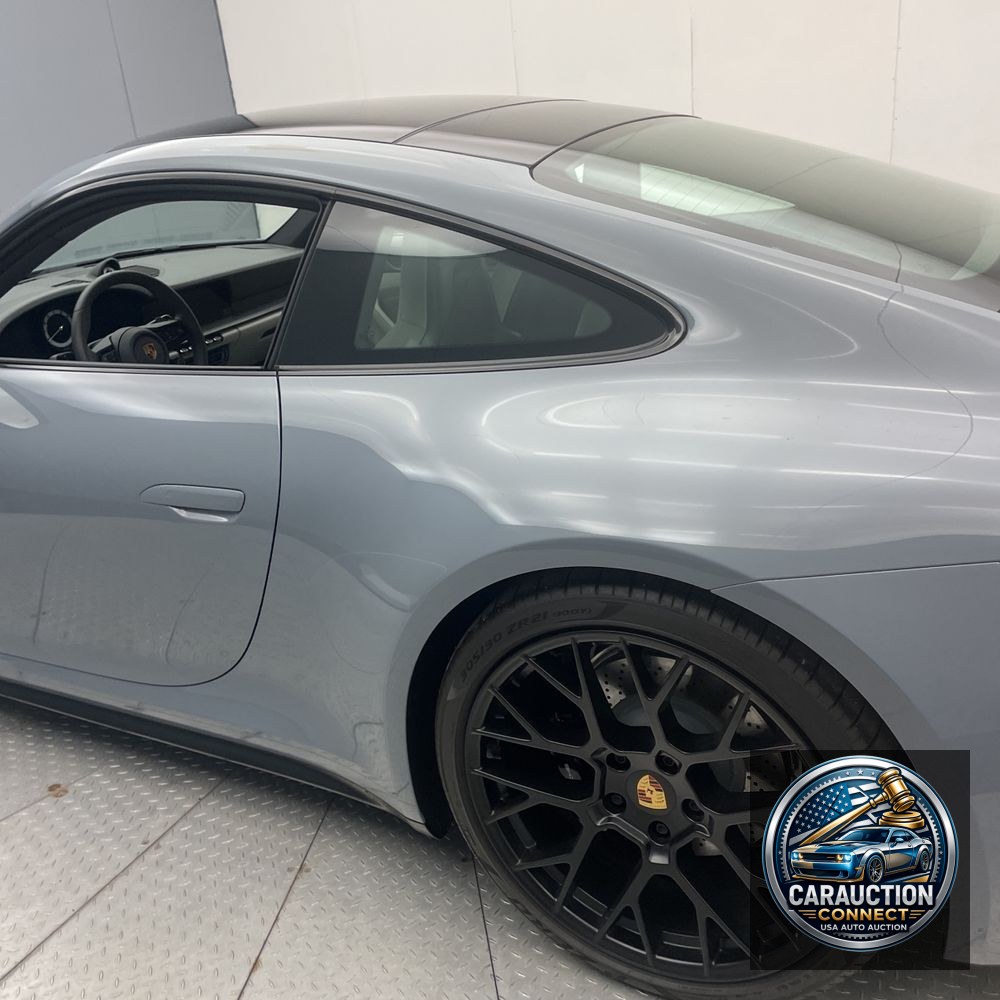 2024 Porsche 911 Carrera 4S