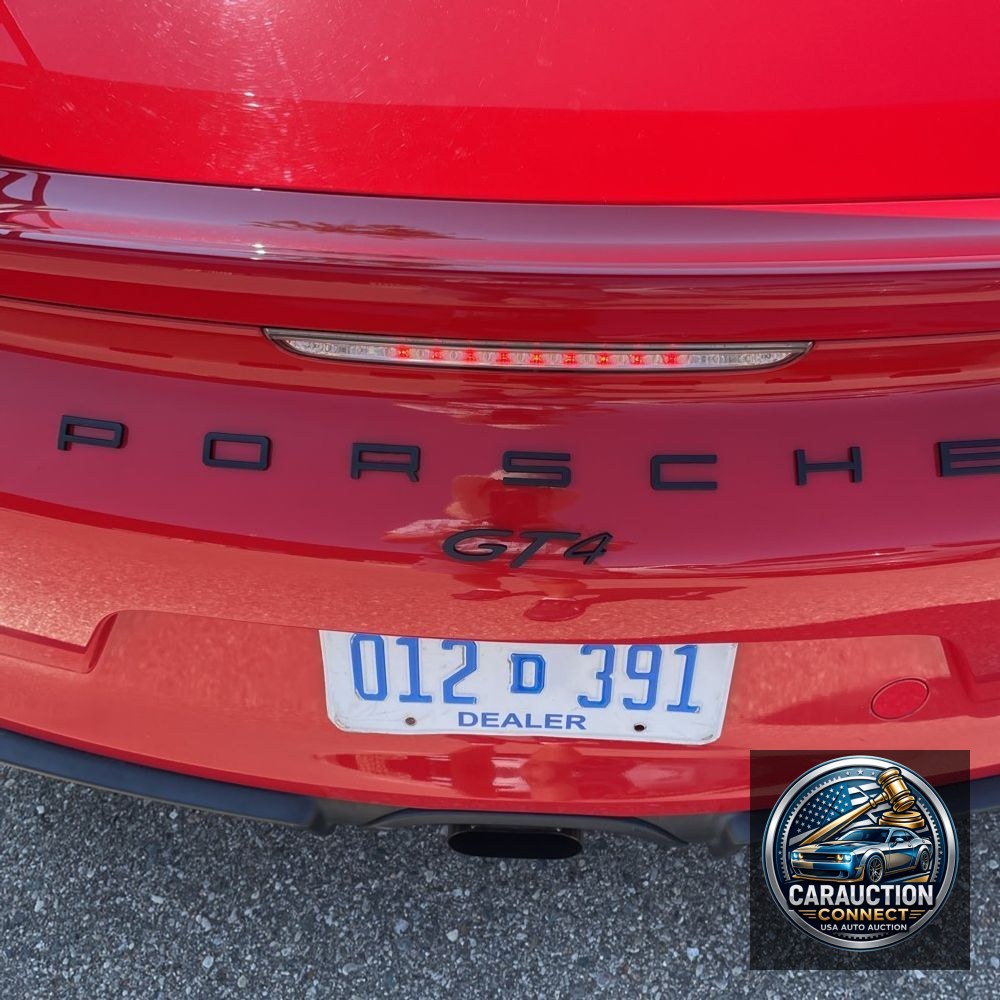 2016 Porsche Cayman GT4