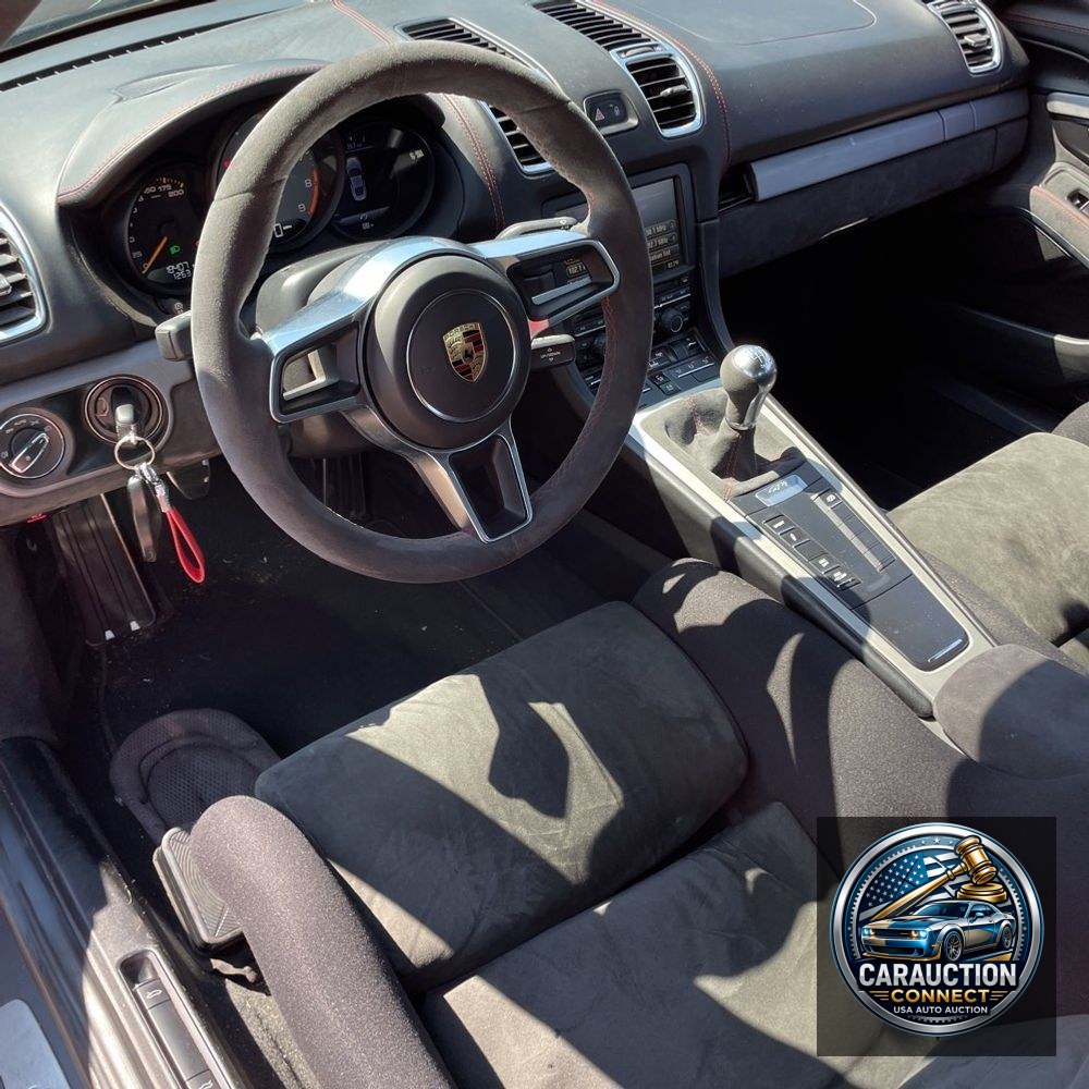 2016 Porsche Cayman GT4