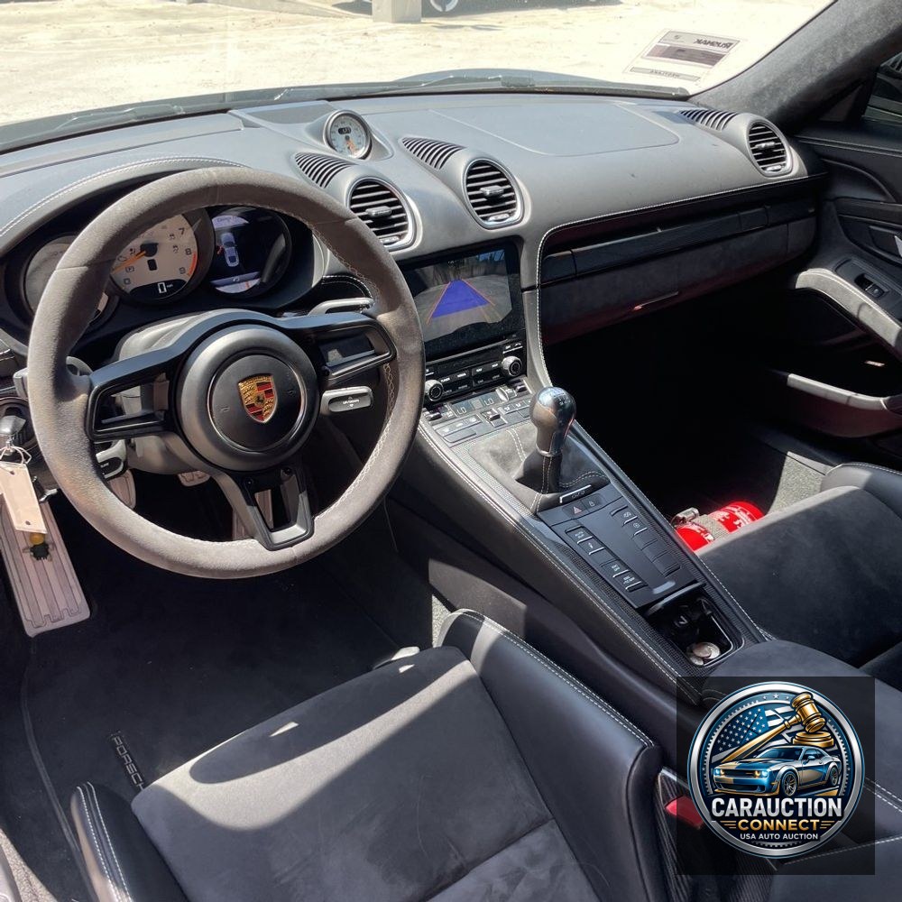 2020 Porsche 718 Cayman GT4