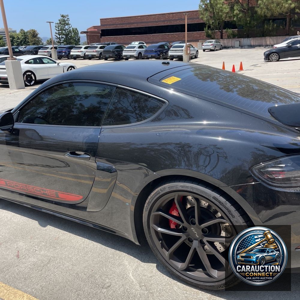 2020 Porsche 718 Cayman GT4
