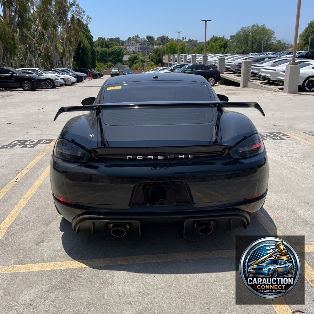 2020 Porsche 718 Cayman GT4