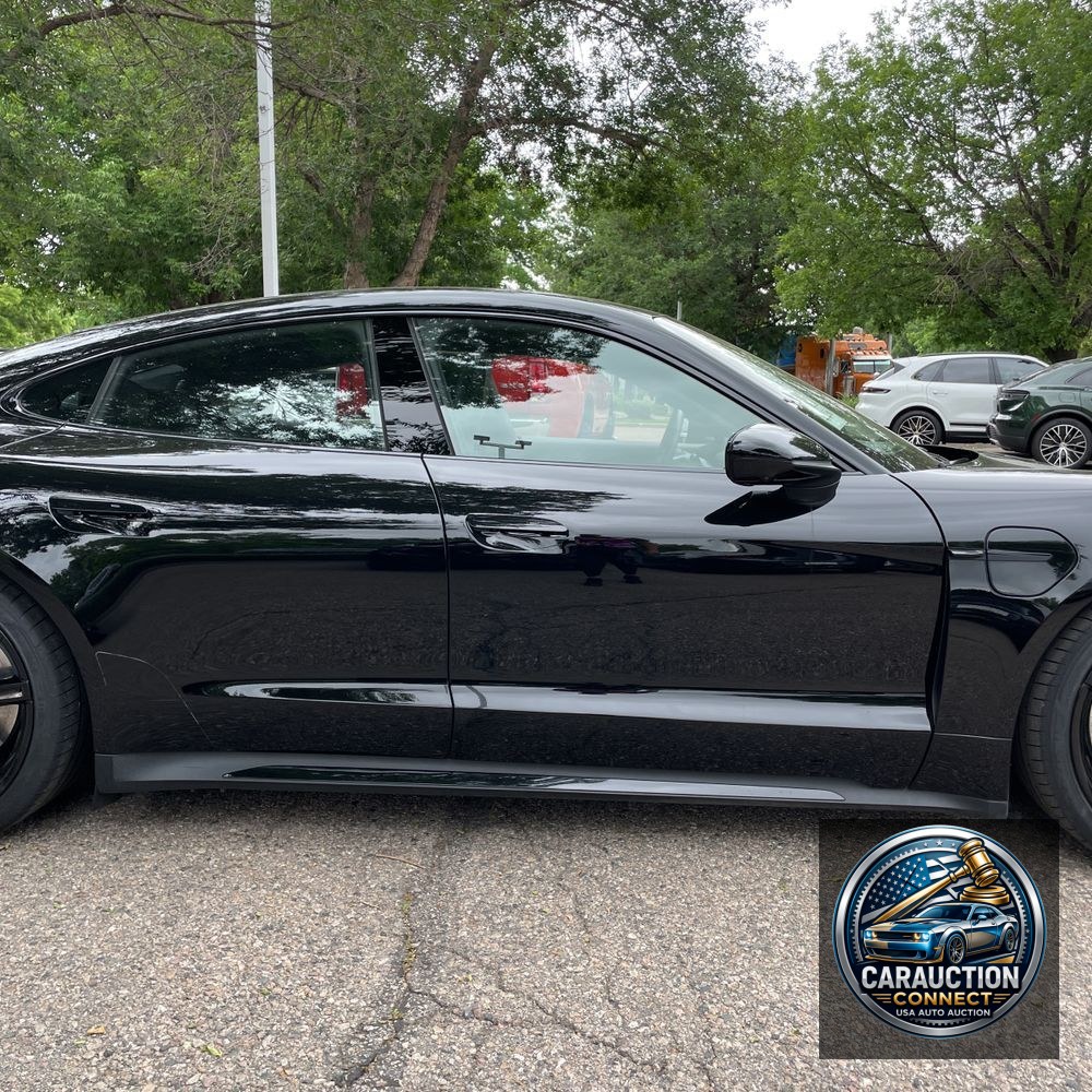 2024 Porsche Taycan Turbo