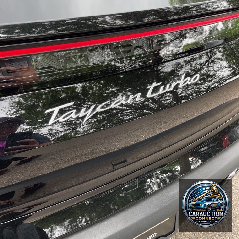 2024 Porsche Taycan Turbo