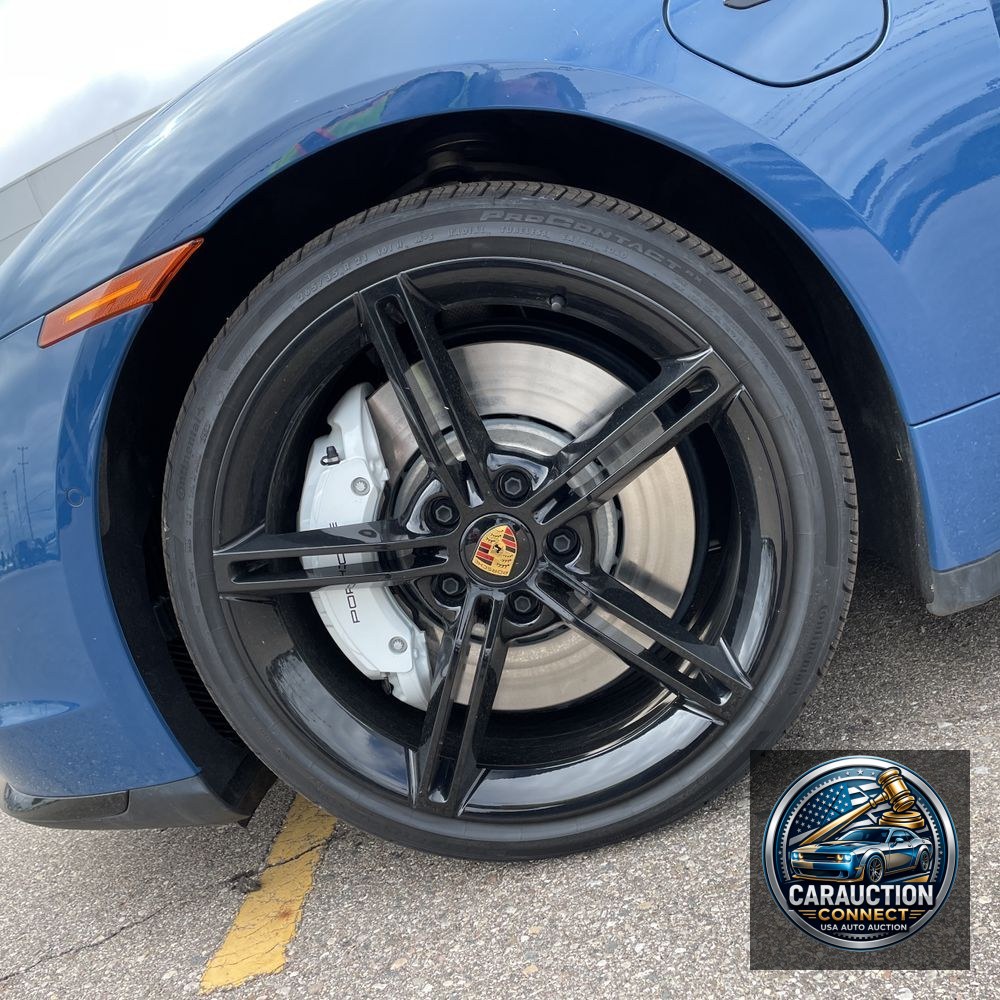 2024 Porsche Taycan Turbo