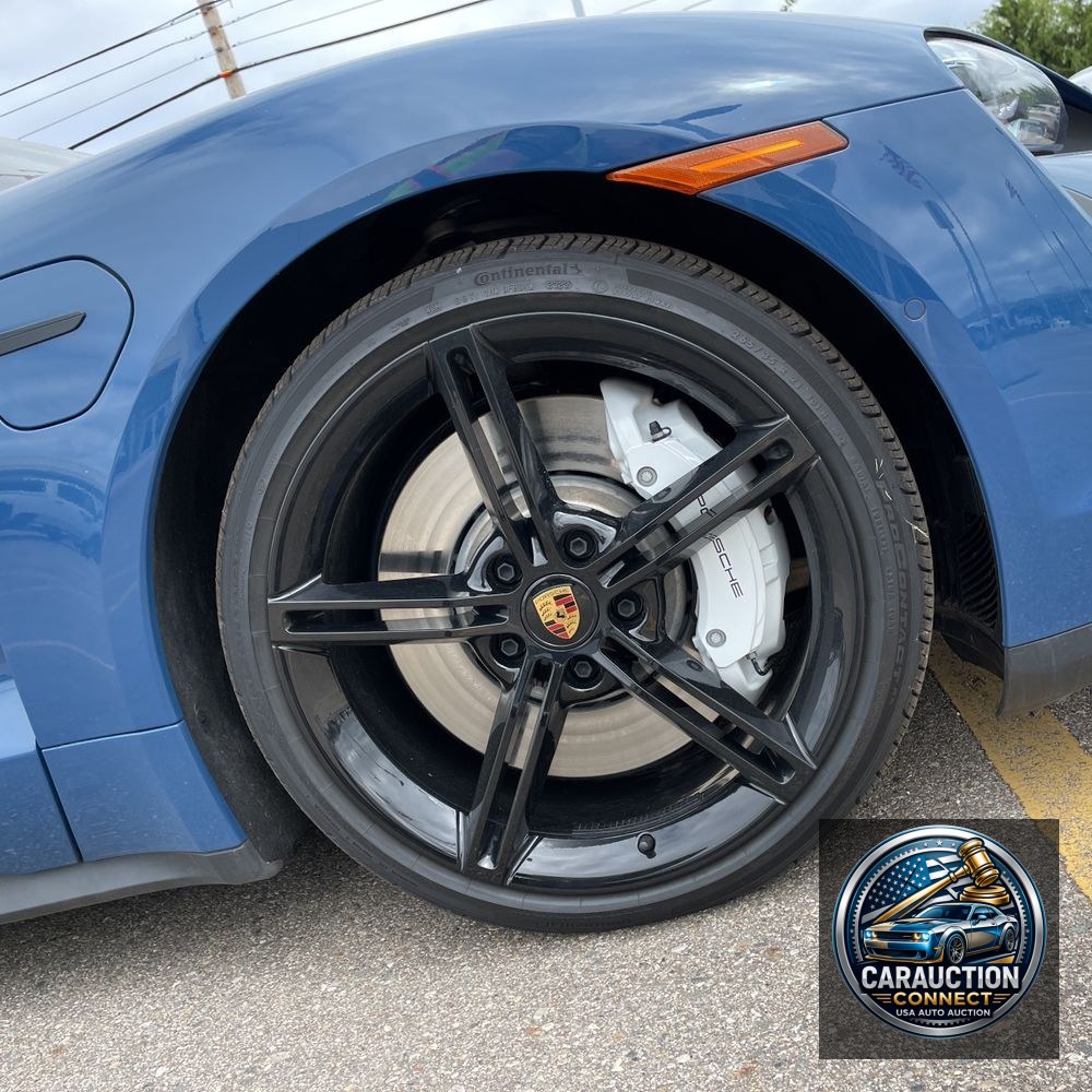 2024 Porsche Taycan Turbo