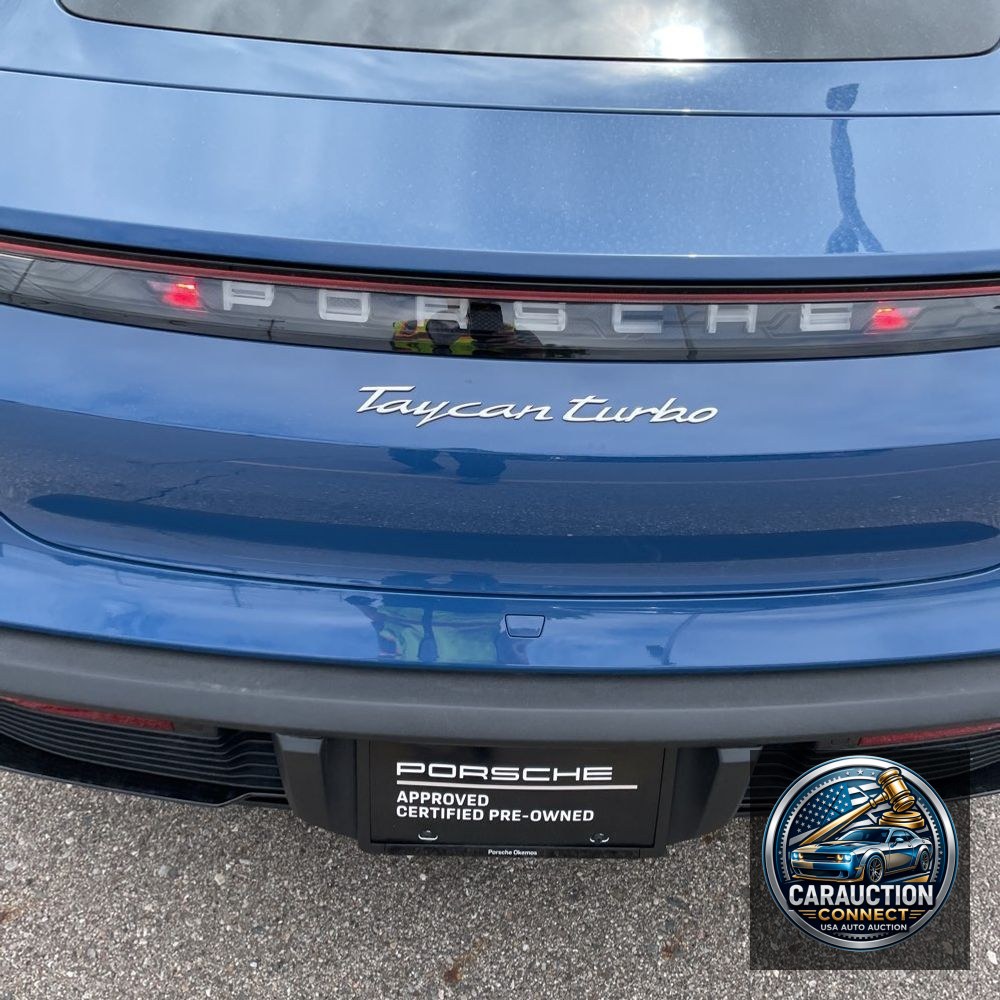 2024 Porsche Taycan Turbo