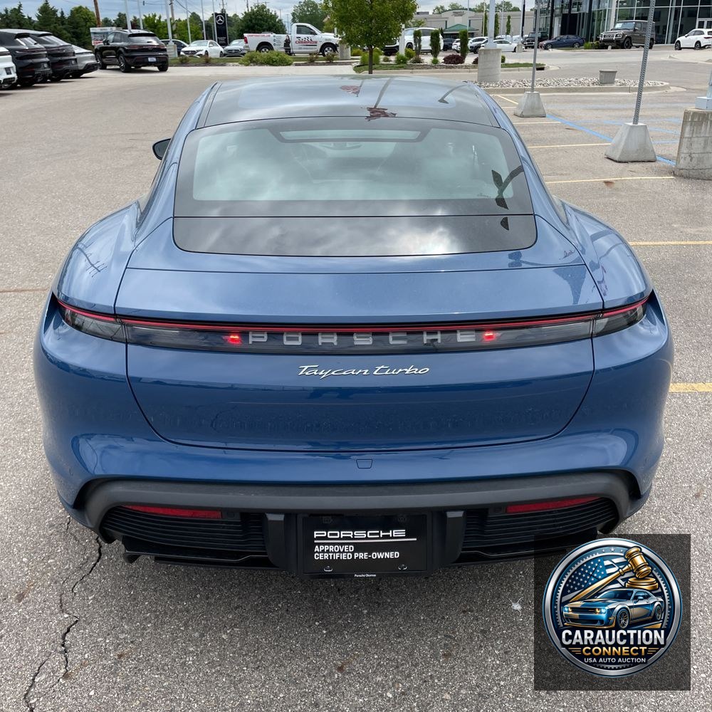 2024 Porsche Taycan Turbo