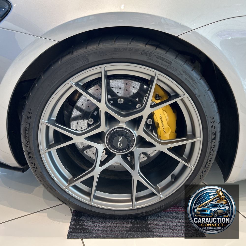 2023 Porsche 718 Cayman GT4 RS