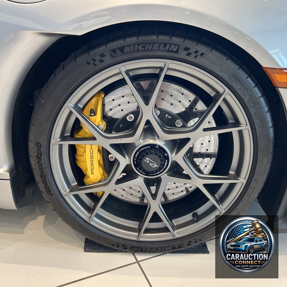 2023 Porsche 718 Cayman GT4 RS