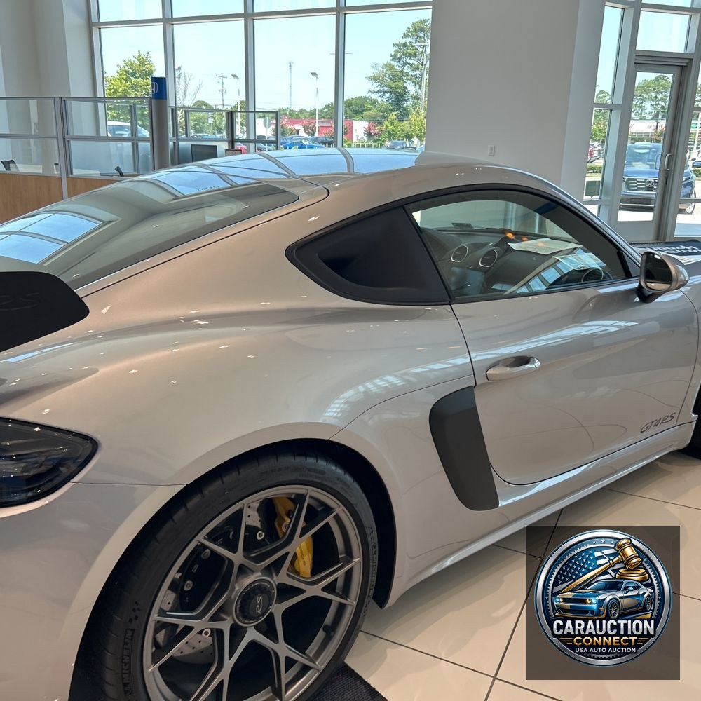 2023 Porsche 718 Cayman GT4 RS