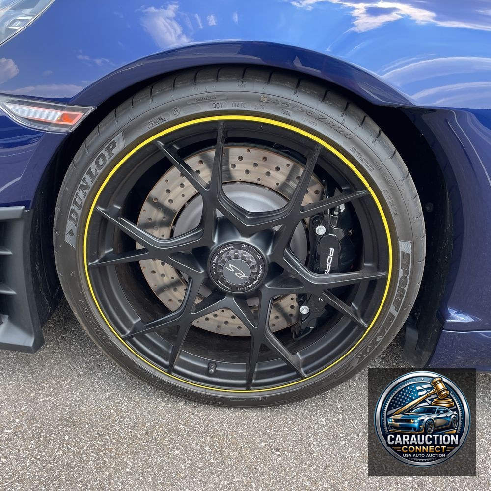 2024 Porsche 718 Cayman GT4 RS
