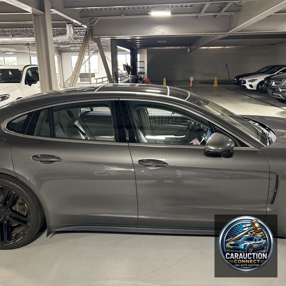 2018 Porsche Panamera Turbo